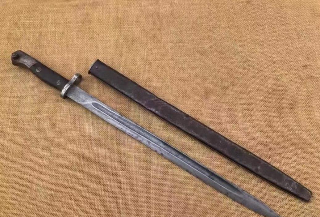 盘点二战十大著名军刀,二战时期的十大名枪