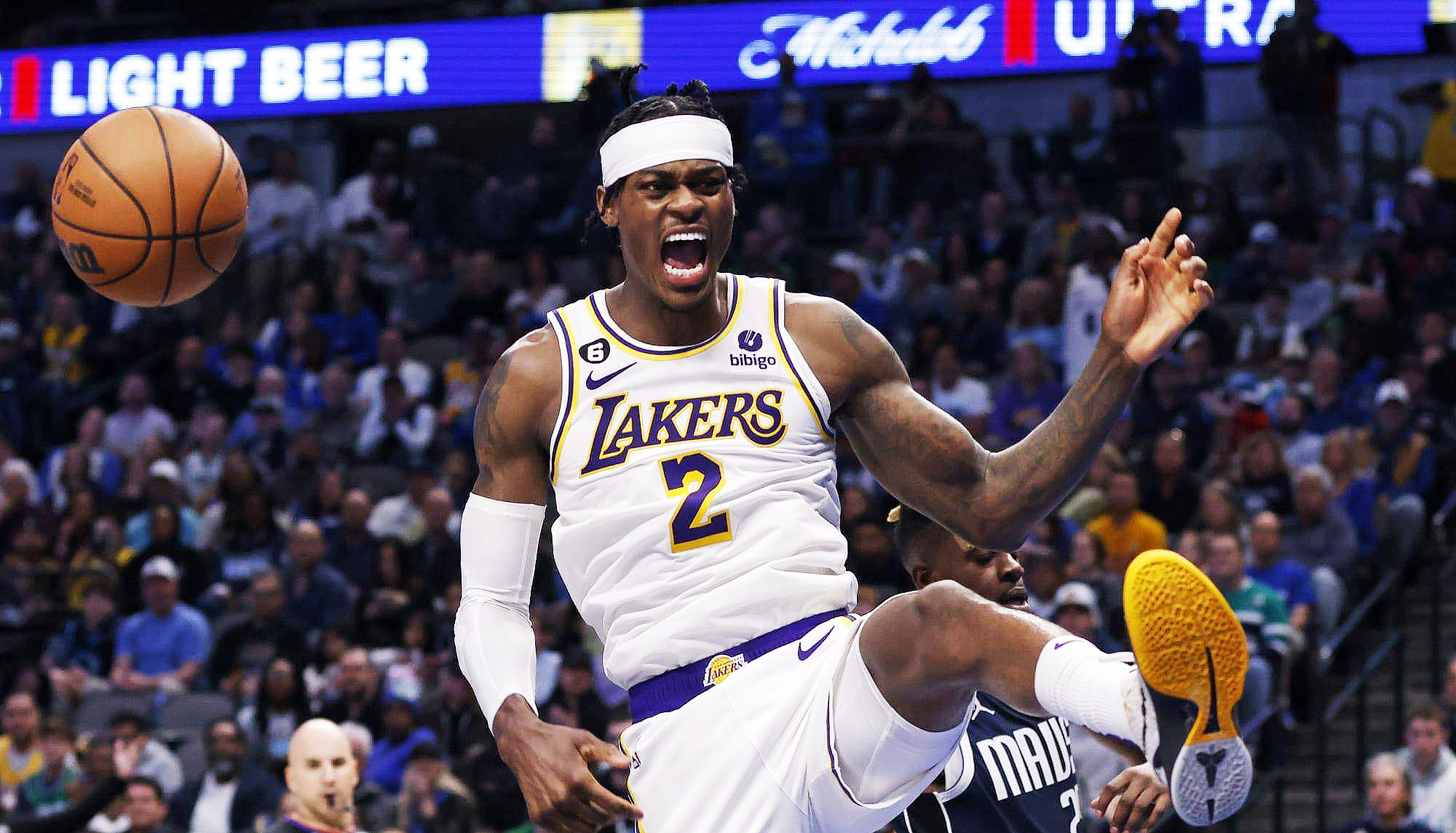 店员!美国NBA球星薪资438万美元,买2000元时装穿一天第二天退货