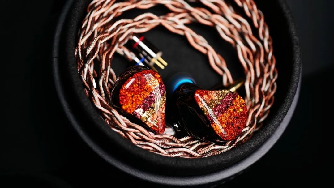 打虎亲兄弟——AFUL致音P8、P5多单元高性价比圈铁耳机