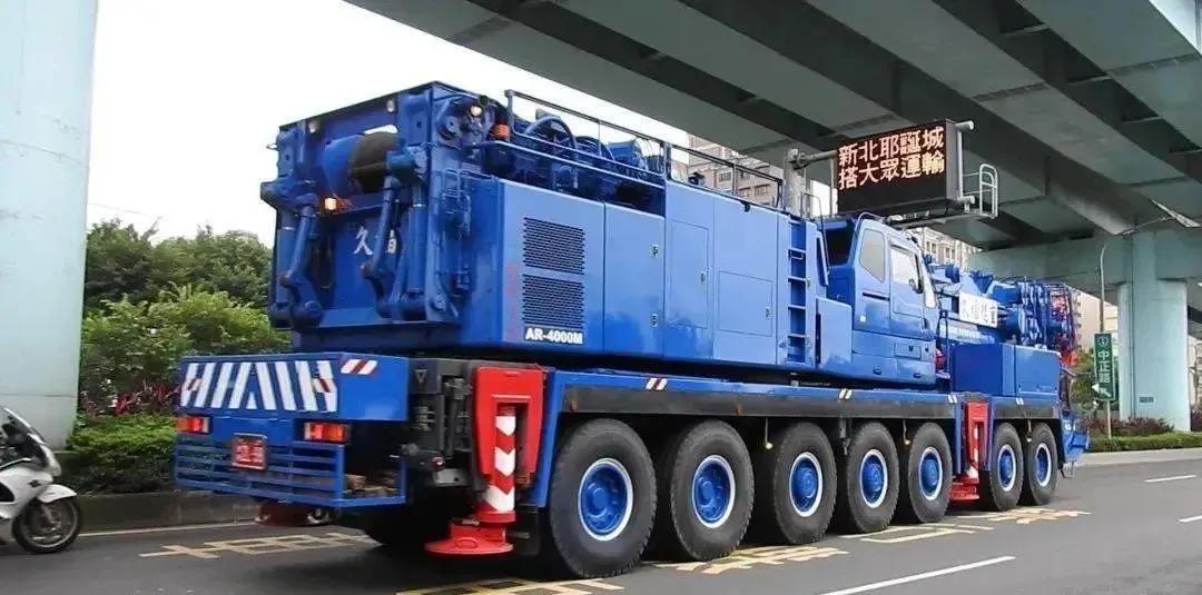 捡漏二手35吨汽车吊,捡漏二手随车吊吊机