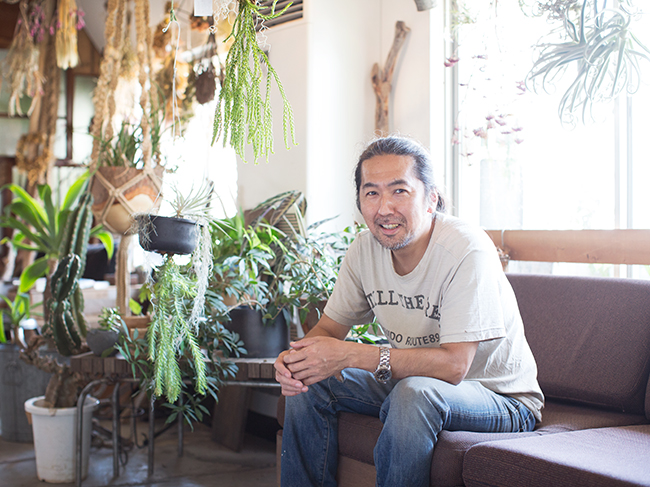 手工咖啡屋改造,废弃的家具改造成文具盒