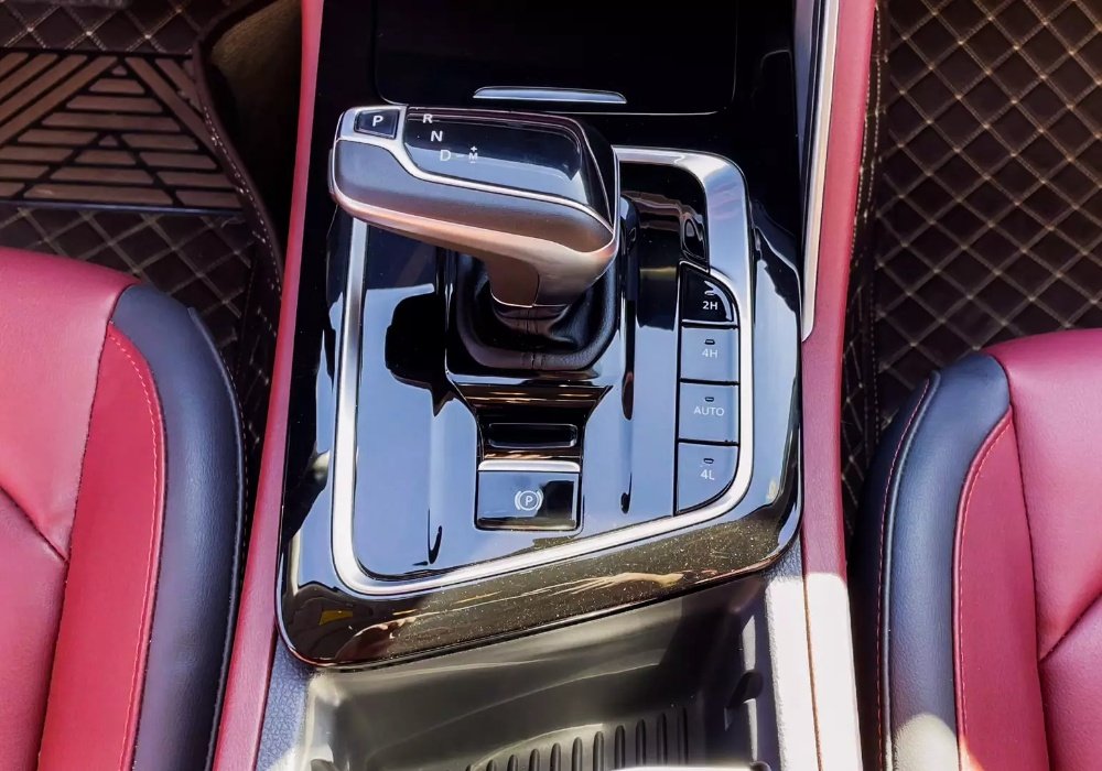 上汽大通maxusv90试驾,上汽大通maxust90详解