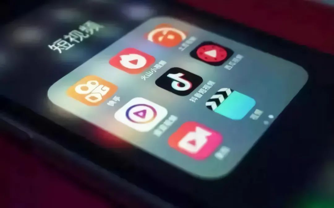 2023内容革命，AIGC谁主沉浮？