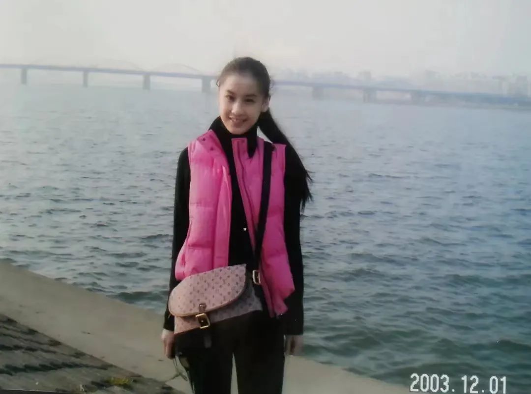 杨子签约艺人像黄圣依,黄圣依和杨子最新视频