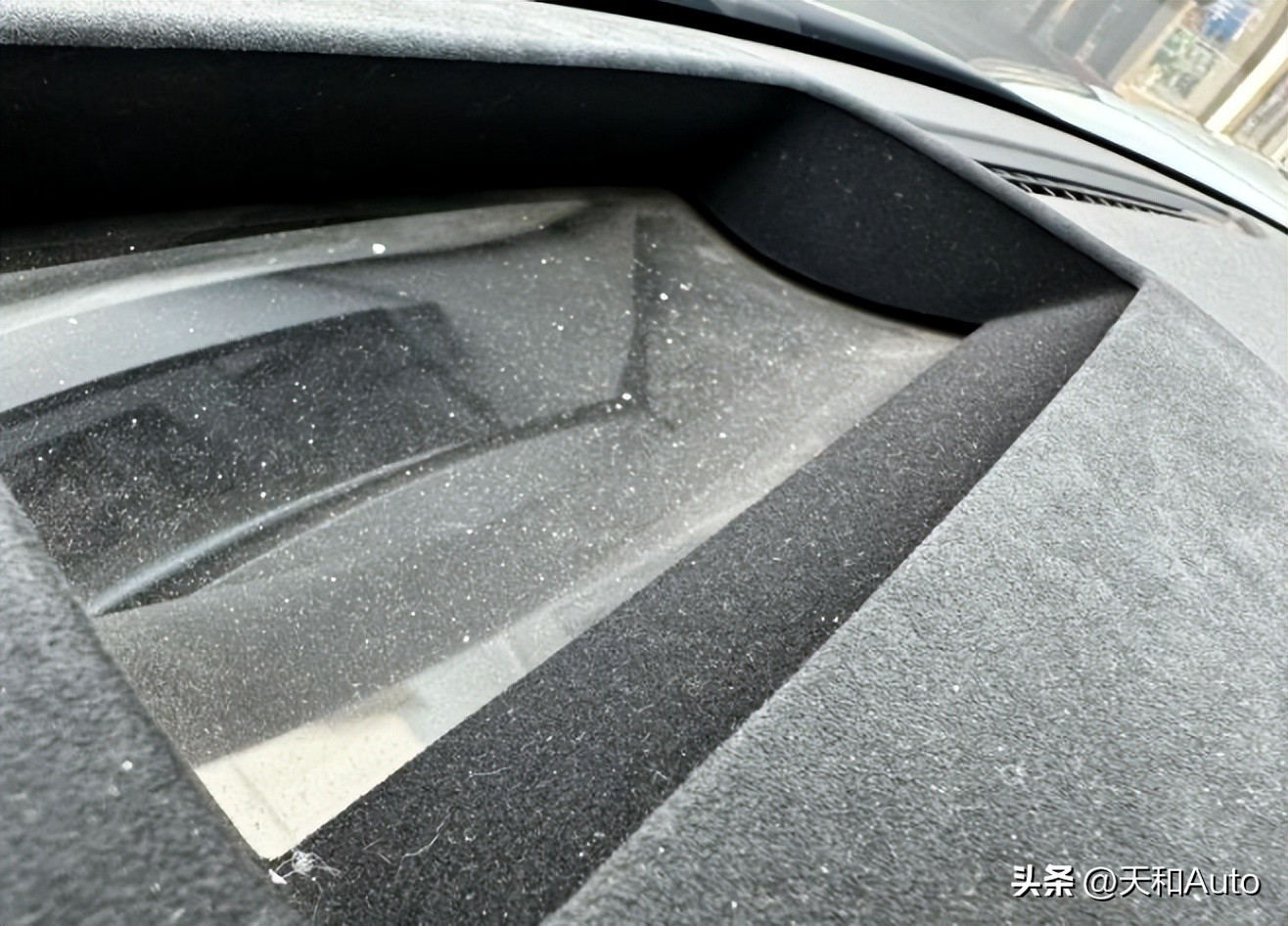 极氪001空调出口风喷出粉末：确定为氟铝酸钾，海豚的是氢氧化铝