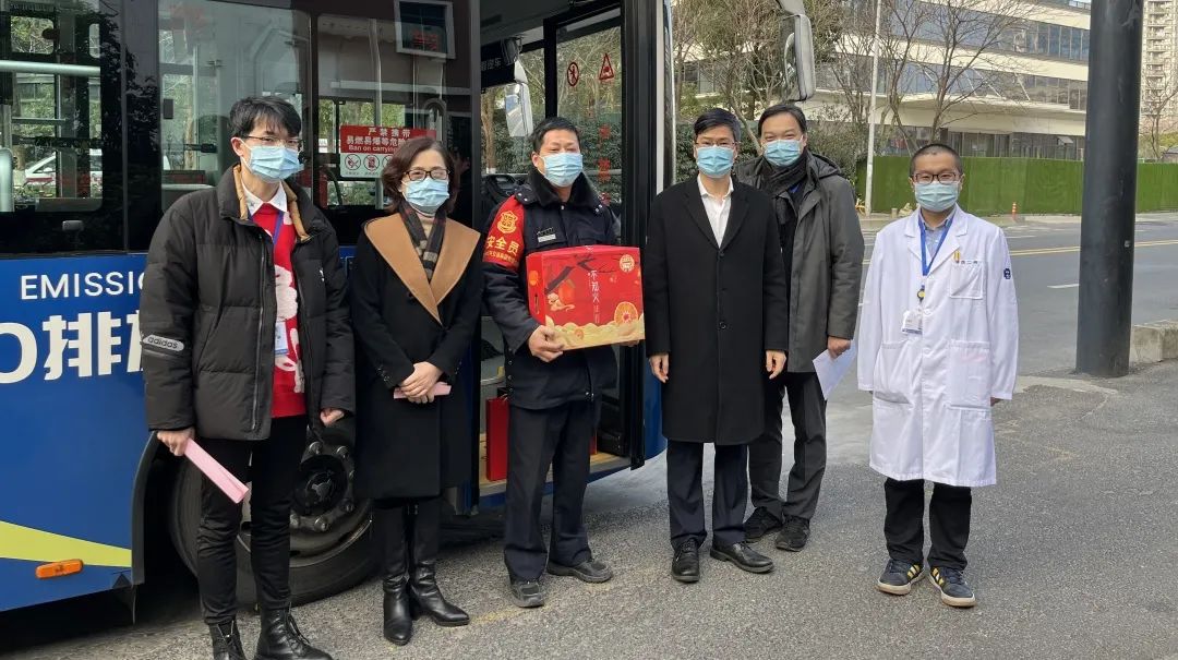 致敬国寿坚守岗位工作的人,致敬春节坚守在岗的同事们