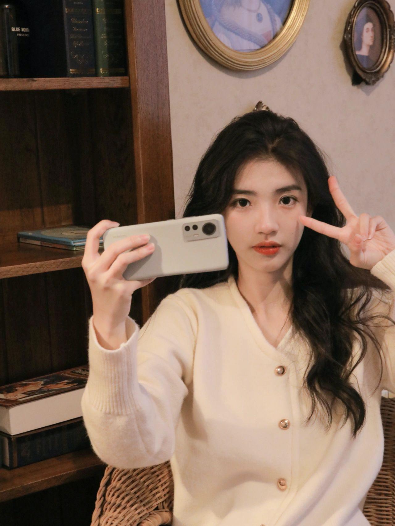 小米13Pro和12哪个更值得入手,小米13价格会像小米12一样暴跌吗