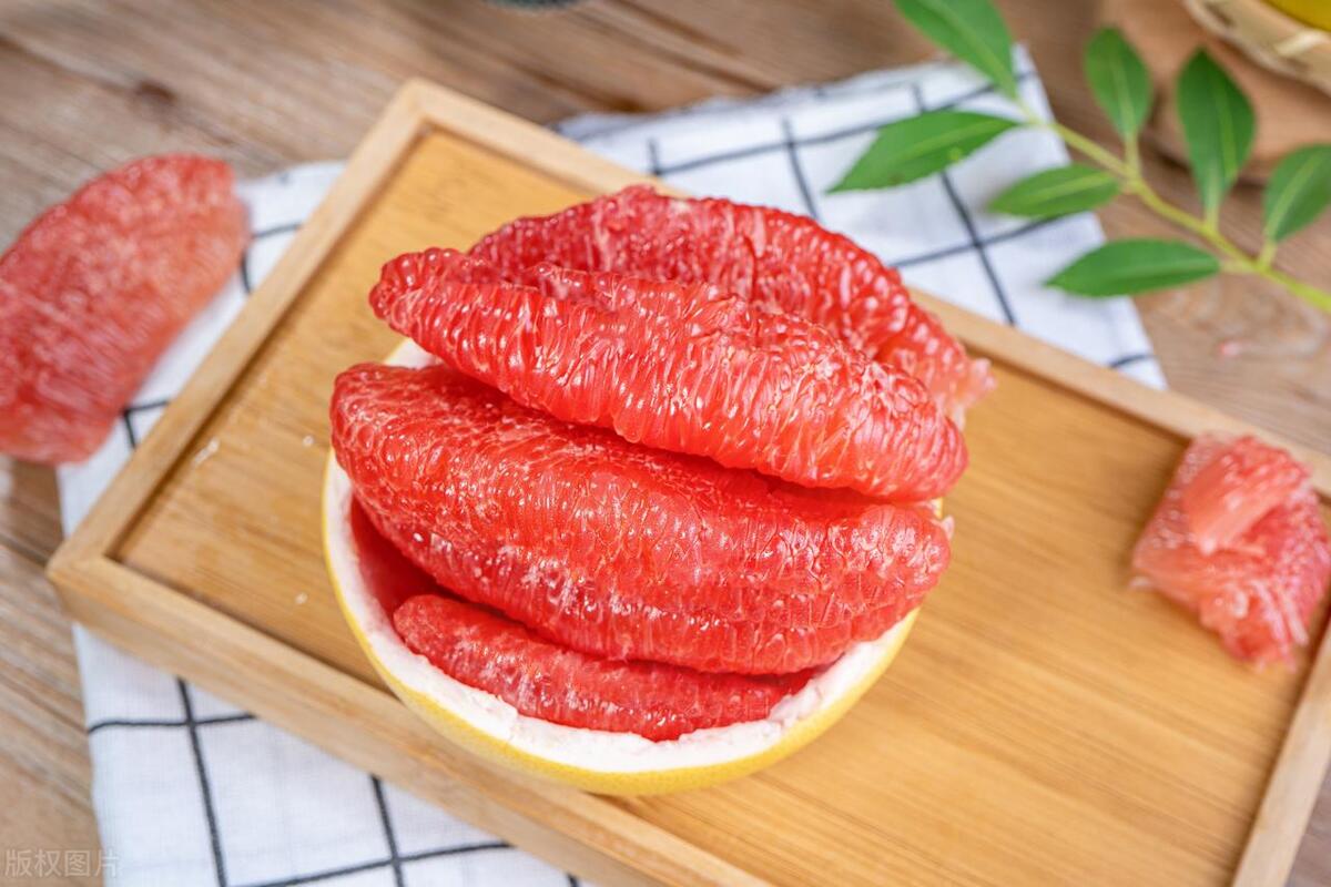 健康夏日营养水果,十种美味水果留住水嫩肌肤