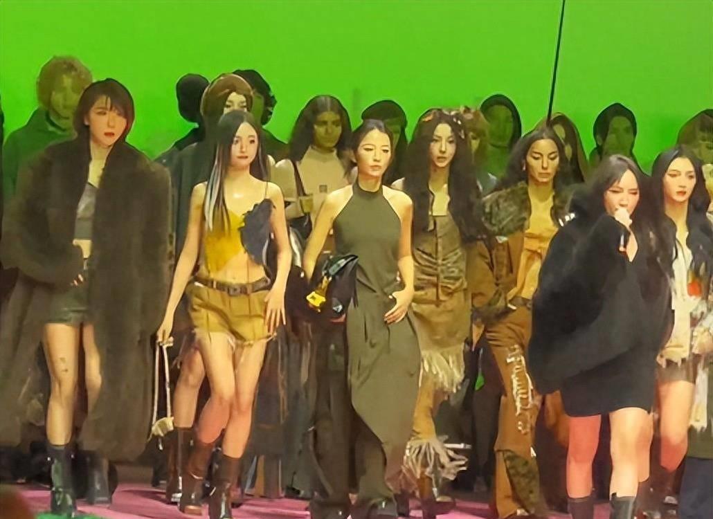 上海时装秀谢娜刘诗诗,时装周谢娜刘诗诗