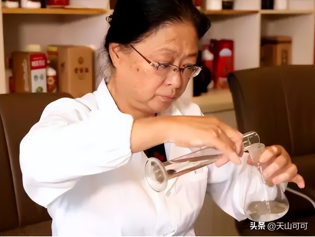 家里的酒该怎么储存啊,家中有酒怎么藏