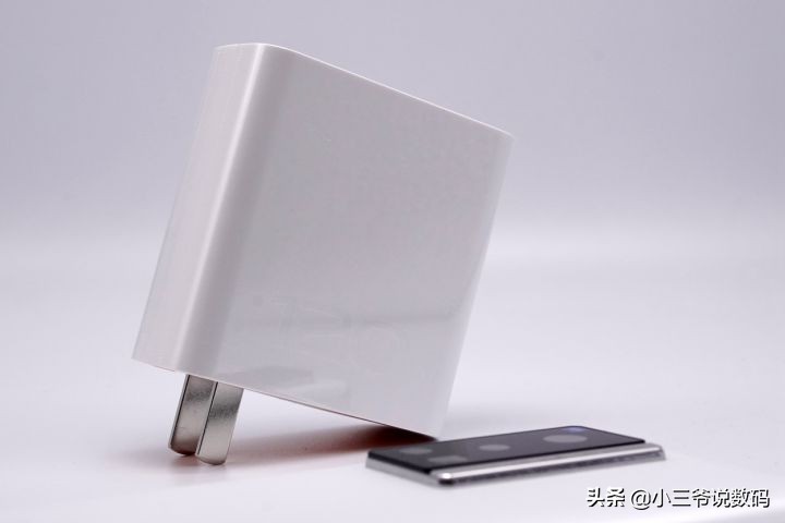 vivo快充和iqoo闪充通用吗,vivoiqoo充电器推荐闪充