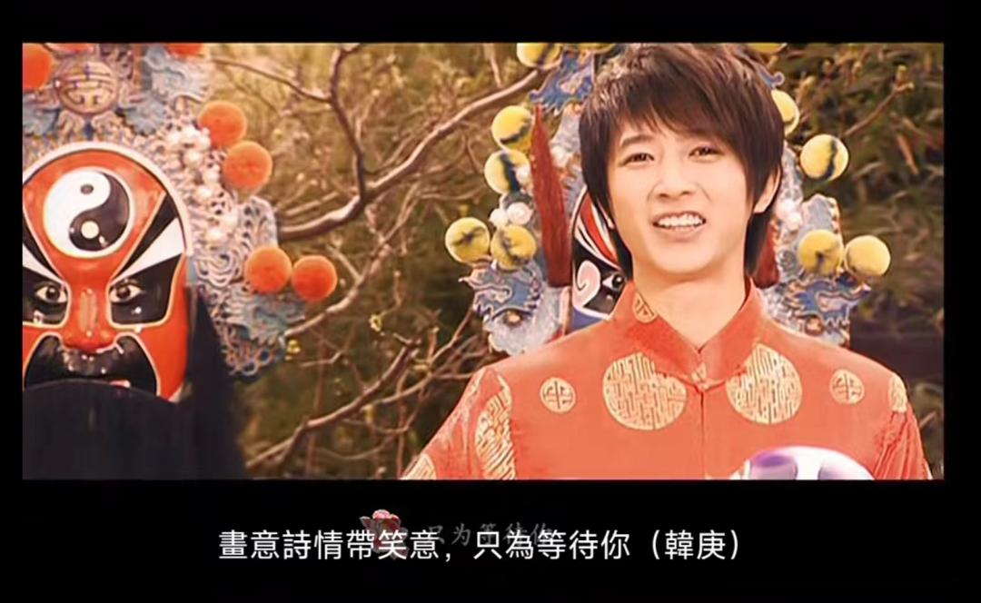 当街小便、踢路人、脚踩高铁桌子，这些明星的素质，一个比一个低