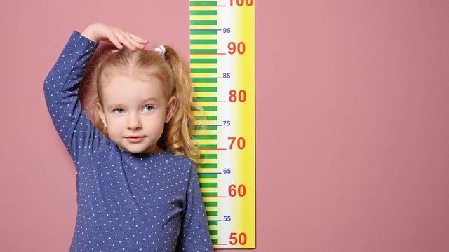 育儿必看宝宝0到1个月发育重点,8个月开始宝宝不长个怎么办