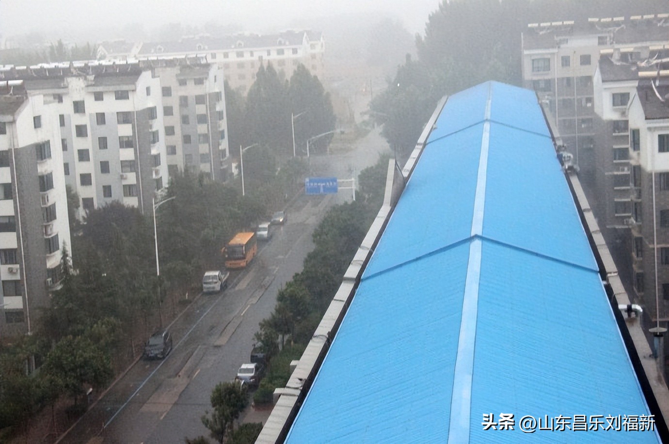阴雨连绵网易云,阴雨连绵网易云卡点