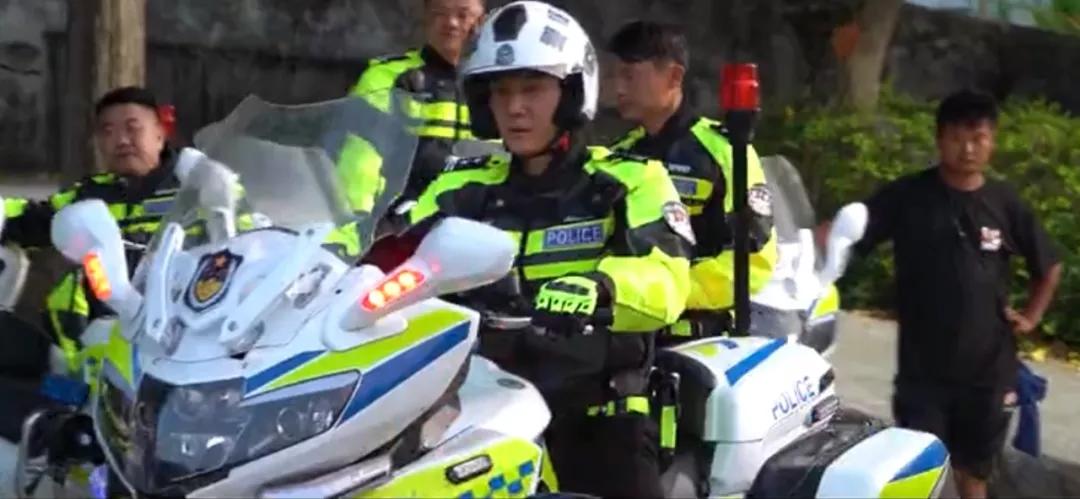 电影四海摩托车,四海宝马摩托车