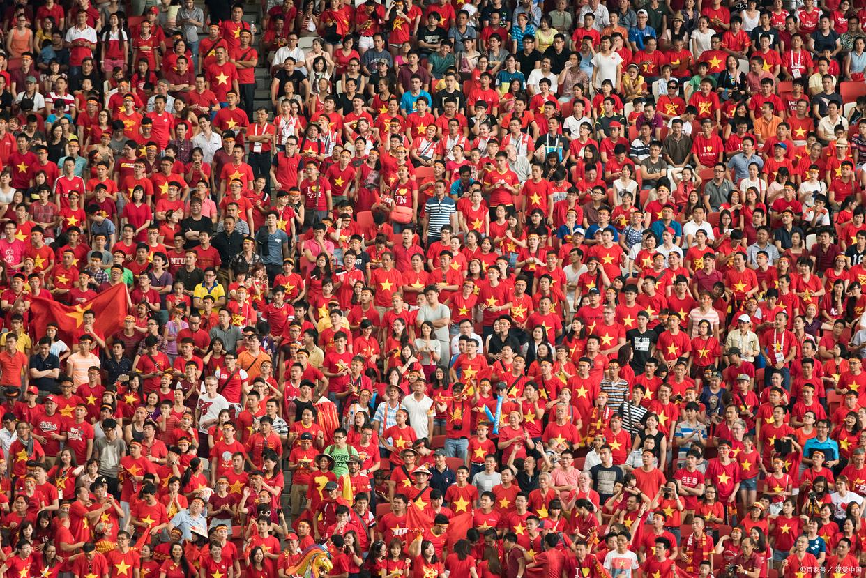 足球运动的起源是什么,足球运动的基本技术有哪些