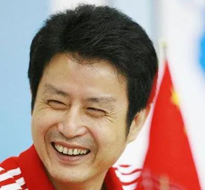 中国国家女排主教练,80年代女排主教练是谁