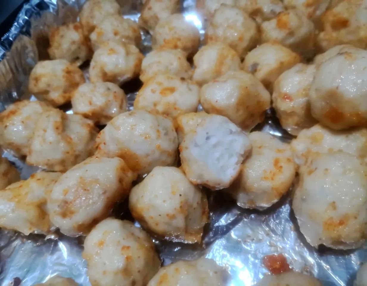 夜钓一条大青鱼，媳妇忙活大半天做成双味鱼丸，孩子们吃得爽歪歪