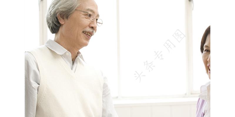 因一块红烧肉，7旬岳父让女婿滚，4年后岳父悔悟，女婿：不会原谅