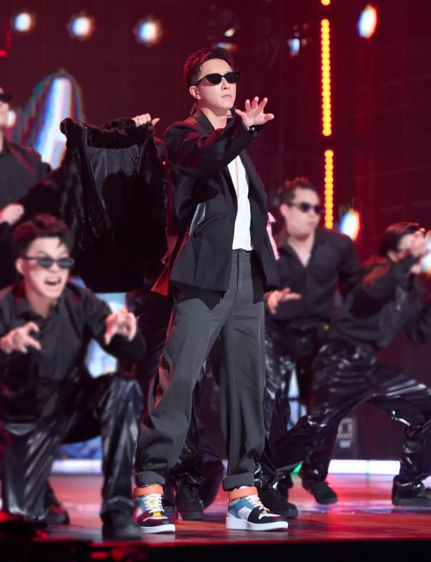 这就是街舞第6季韩国队长,这就是街舞6会有韩国选手吗