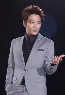 因一句：*鱼岛钓**是中国的，惨遭日本公司封杀20年，如今过得怎么样