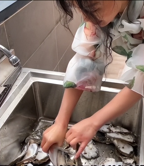 cici姐是赌王三太侄女吗,cici是赌王三太陈婉珍的侄女吗