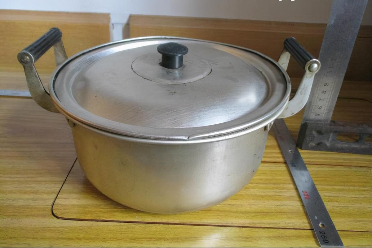 铁锅不锈钢不粘锅哪个更好更健康,德国316五层不锈钢不粘锅炒锅购买