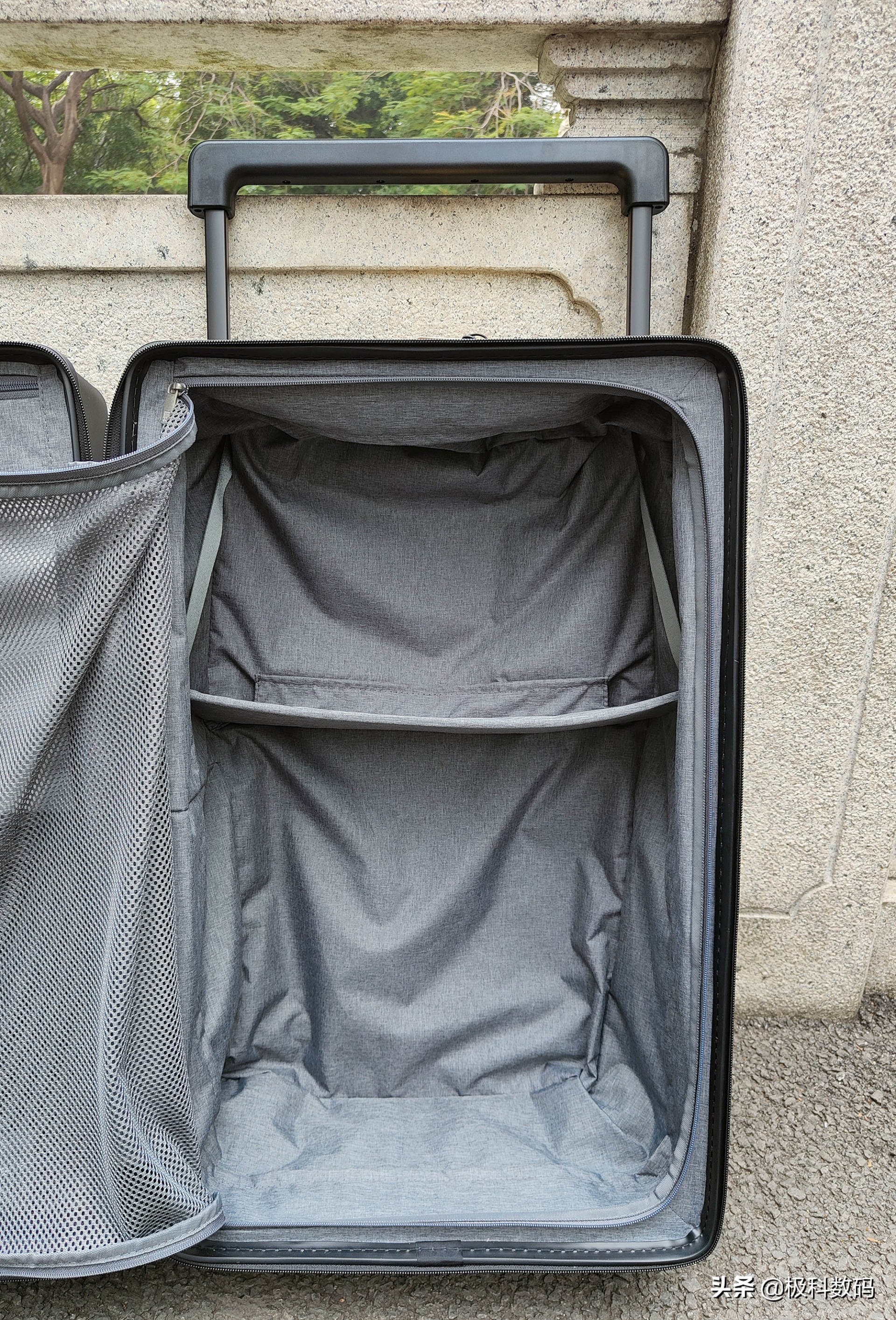 设计小心思，容量大提升，地平线8号大旅行家行李箱使用体验