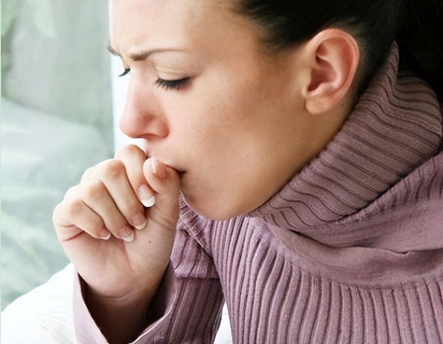 肺部积累痰液多久会产生病变,痰液粘稠带血是肺癌吗