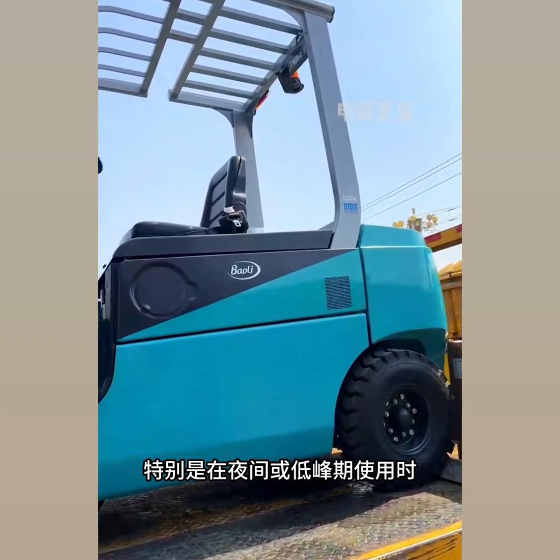 新能源环保电动叉车,叉车