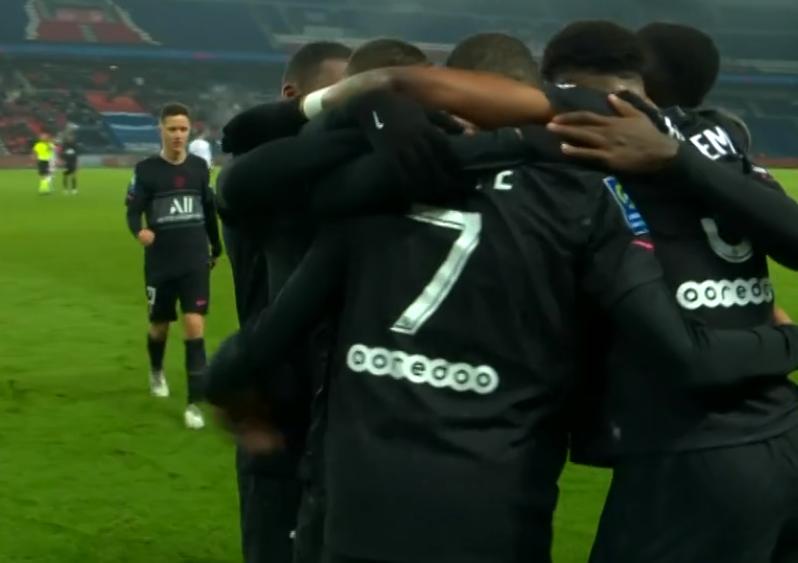 大巴黎2-1战胜图卢兹姆巴佩,法甲大巴黎胜尼斯姆巴佩