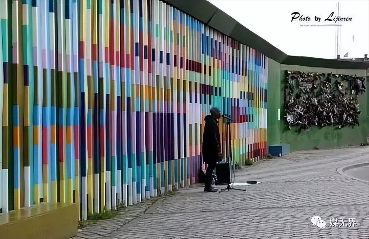 围挡广告要些什么信息,围挡是设计费还是广告费