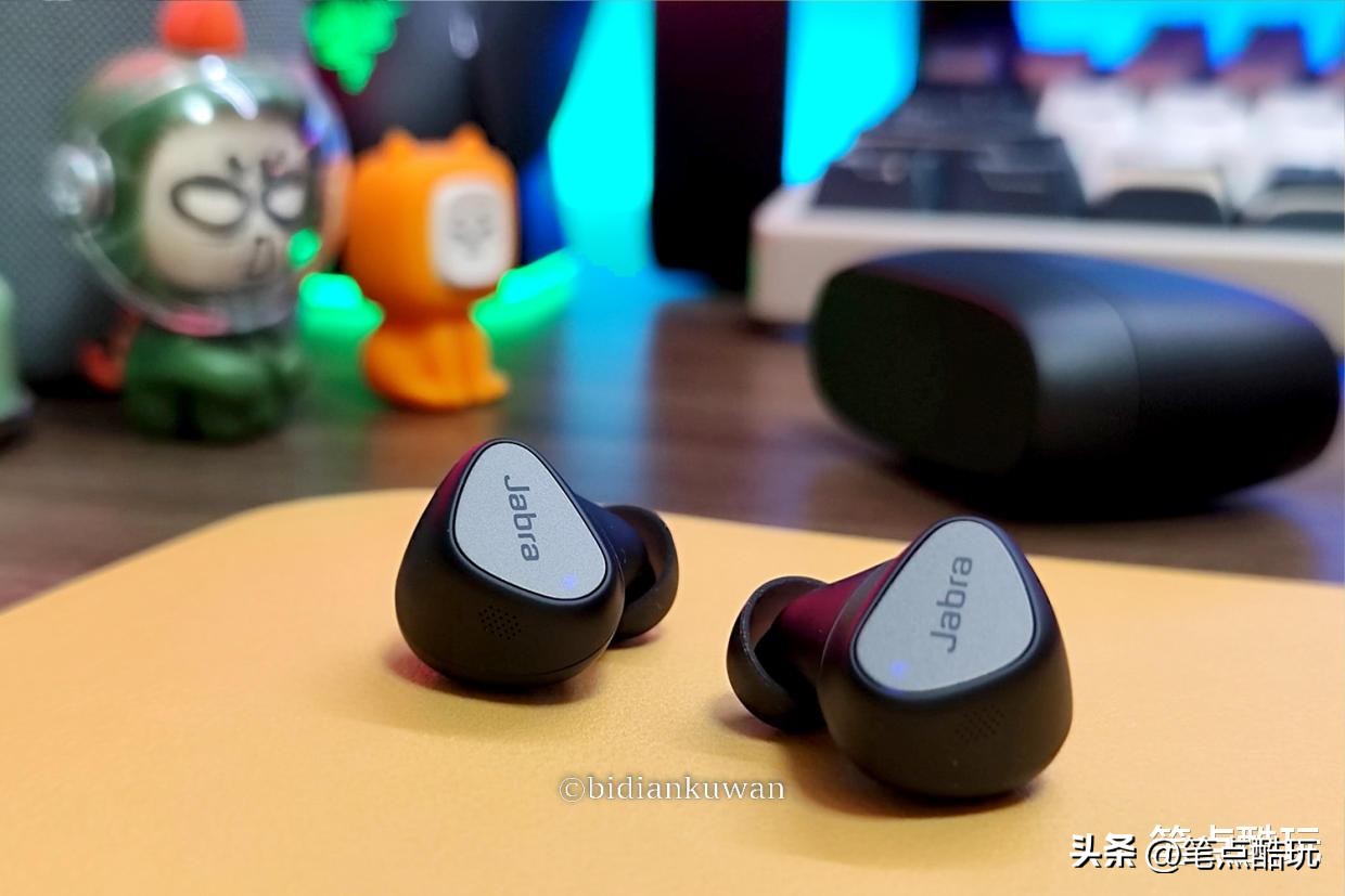 6麦降噪与4麦降噪有啥不同,6麦降噪蓝牙耳机测评