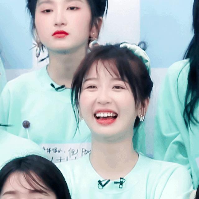 杨超越整了容吗,杨超越变了一个样子吗