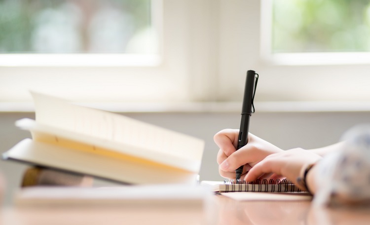 自考专升本和成考专升本哪个好,自考专升本和成考专升本啥意思