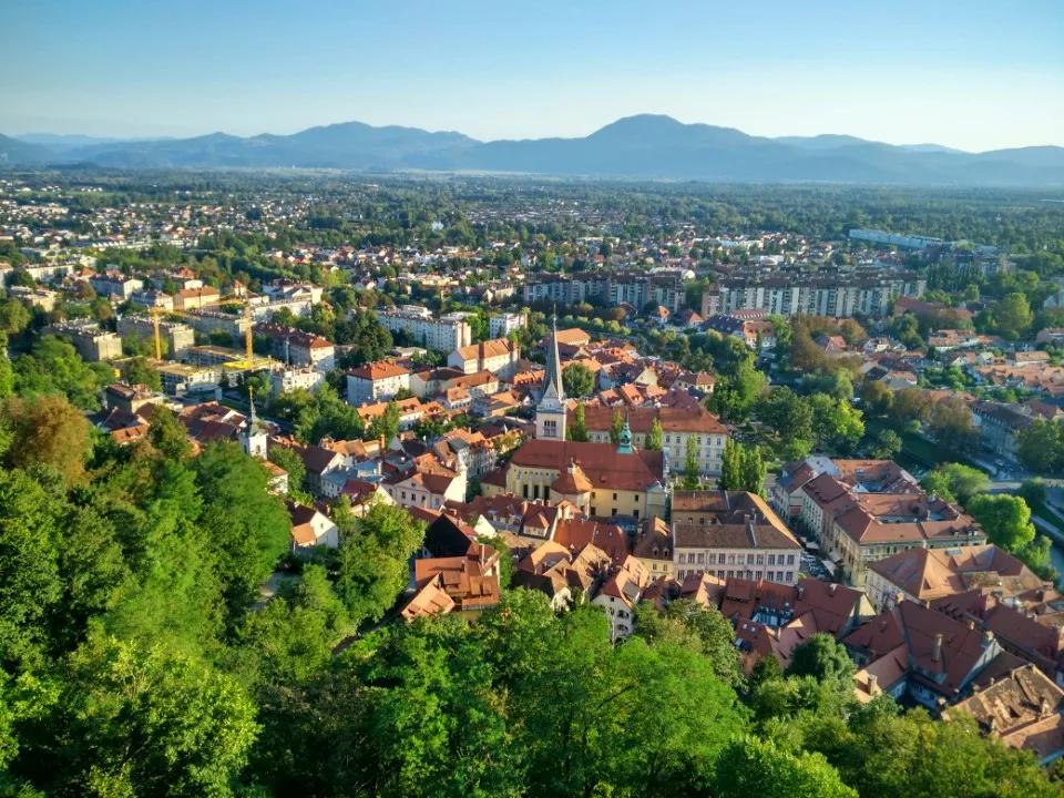 欧洲古城堡探秘,带你看世界走进巴尔干