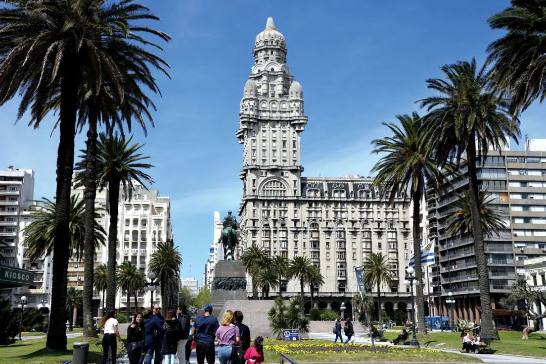 蒙得维的亚英文,蒙得维的亚埃斯特角城