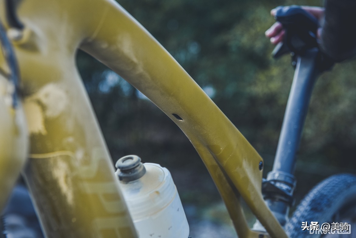 快乐重型“瓜”闪电全新DivergeSTR全地形公路车评测