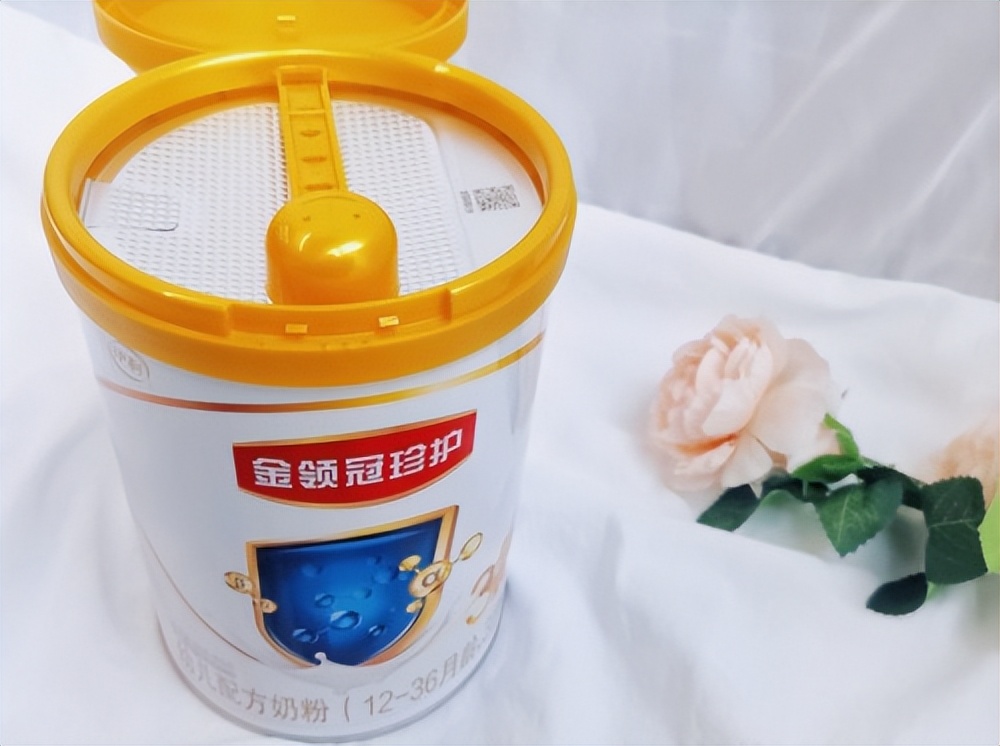 伊利金领冠珍护奶粉小孩喝不长个,宝宝不喜欢喝金领冠菁护