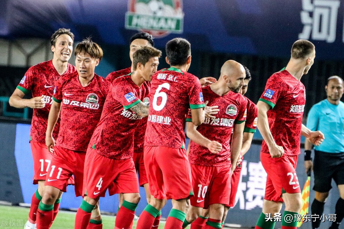 中超河南建业队经典反击,中超首阶段收官联赛格局未变