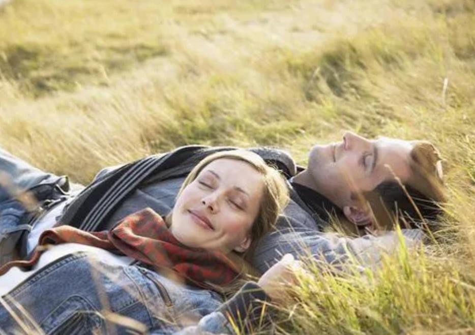 女性到了中年还渴望爱情,女性到了中年生理系统比男性更高