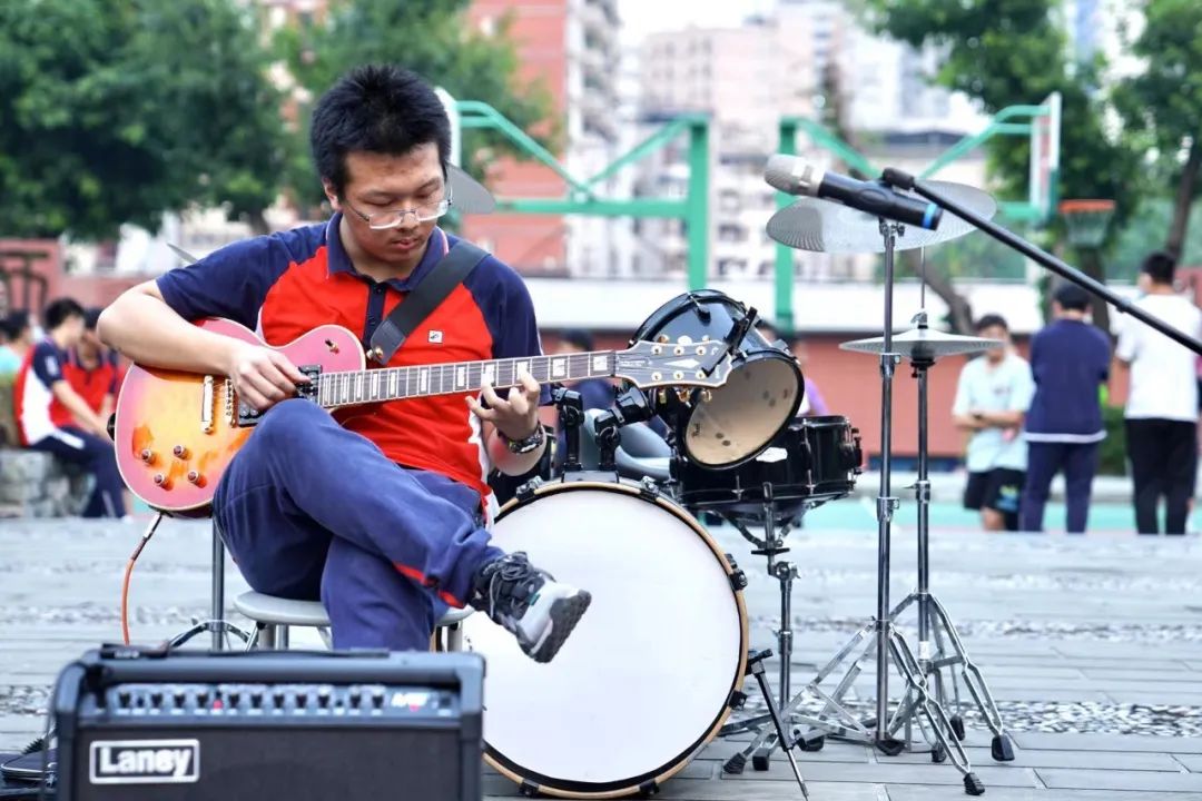 重庆一中有哪些社团活动,重庆一中高中部的社团