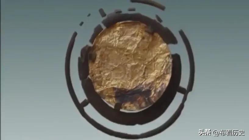 一座不起眼的古墓被发掘,一座千年古墓里的女尸