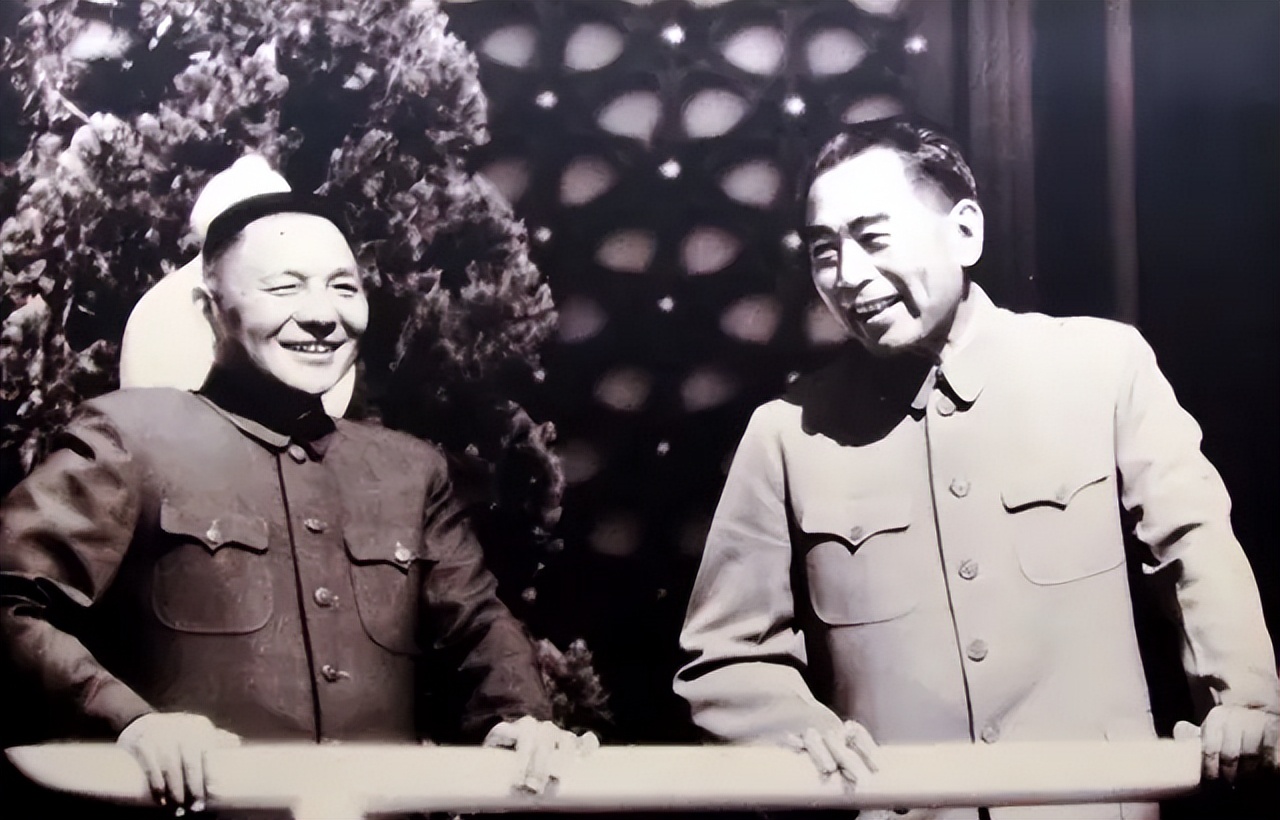 76年周总理去世，*剑英叶**拒绝致悼词：除毛主席论资历只有一人合适