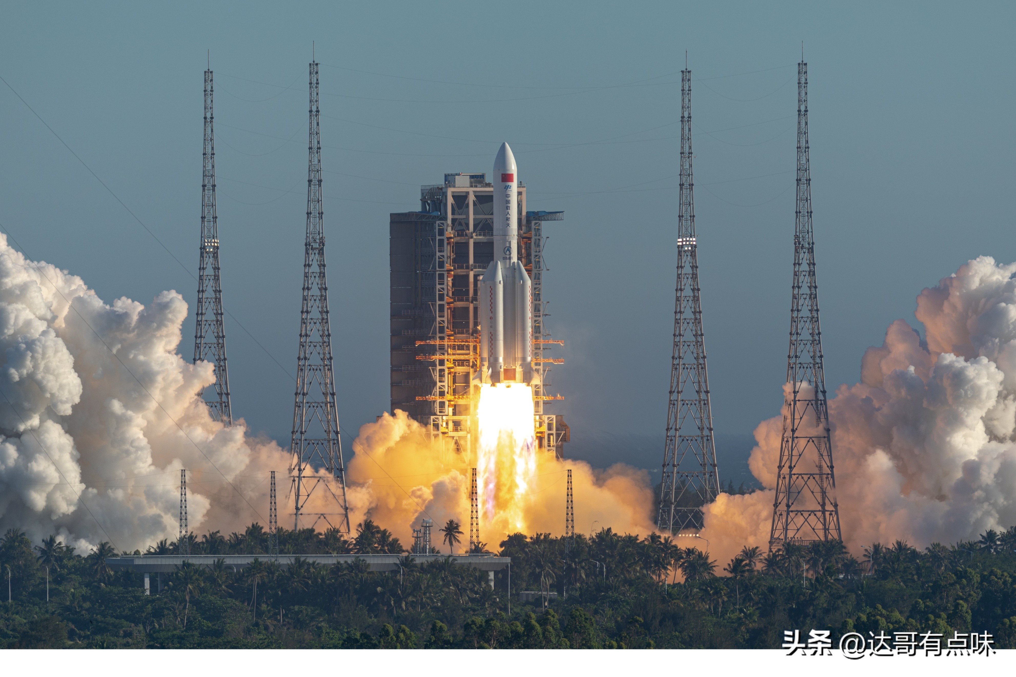 中国航天最新动态2030年前登月,中国登月发射全过程