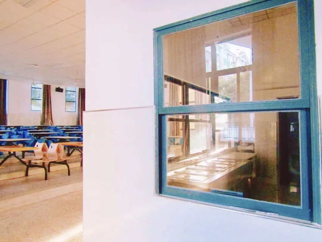 格致中学2019年鼓山校区一本率,格致中学鼓山校区以前的照片