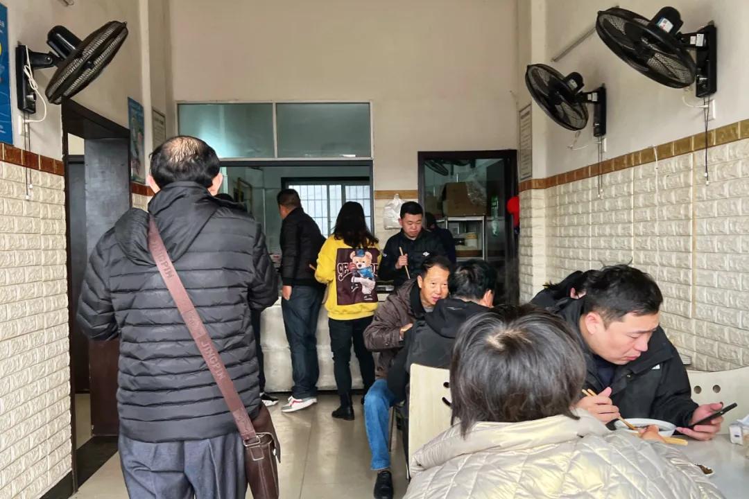 只收现金的蚝烙,只收现金的馄饨店