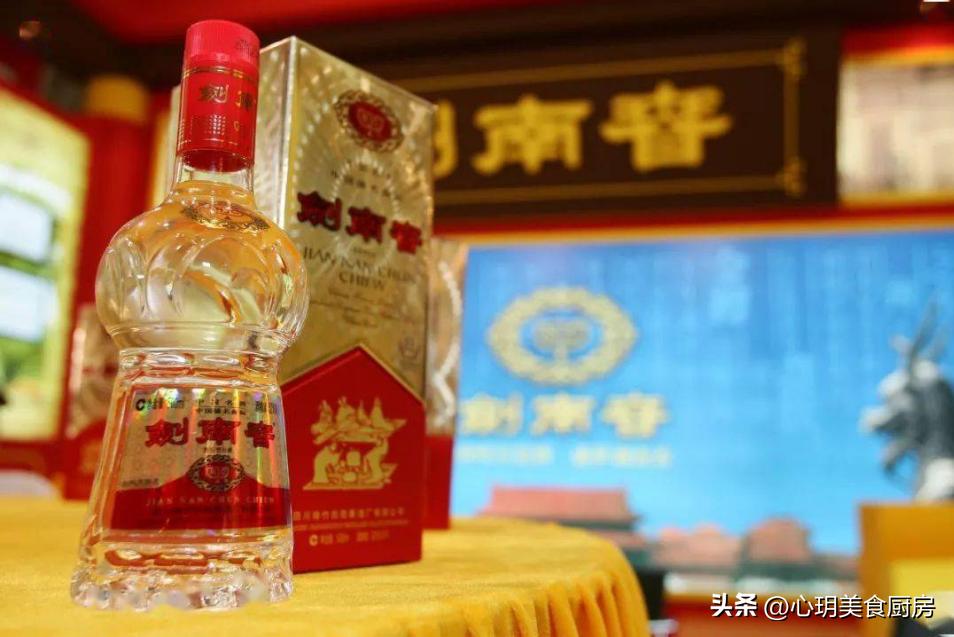 剑南春五粮液属于四大名酒吗,剑南春与五粮液哪个酒档次更高
