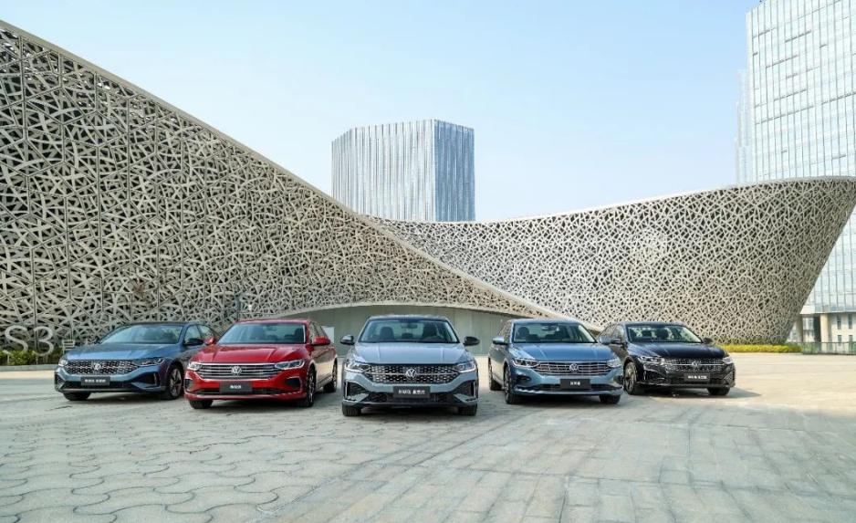 2023款宝来跟2023朗逸哪个好,2023款朗逸和宝来怎么选