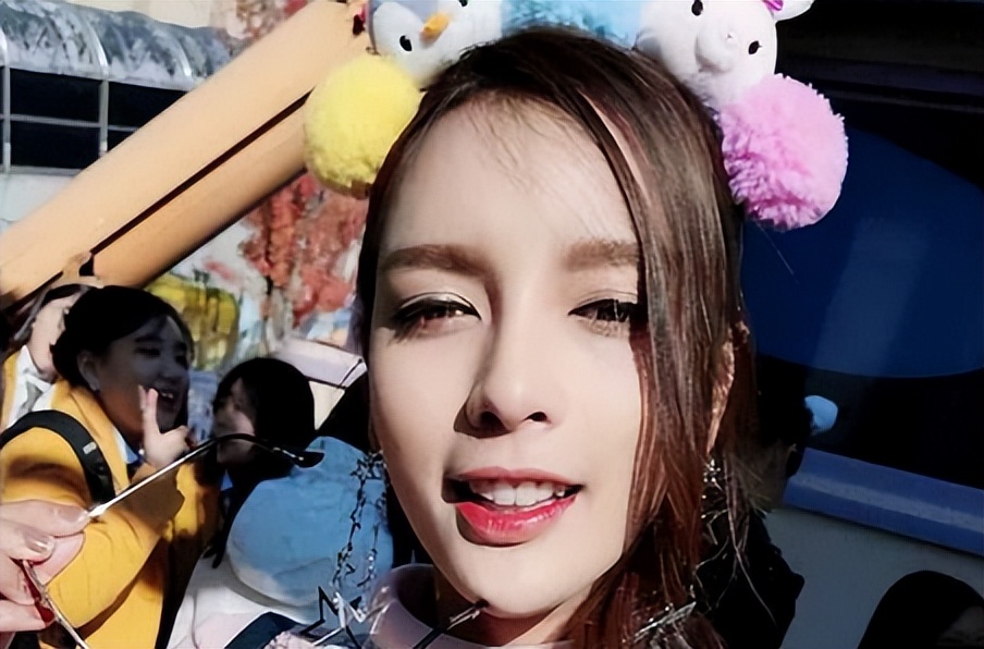 泰国最美人妖下嫁中国富商,中国富商娶泰国女妖的婚后生活